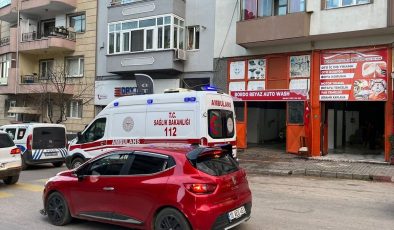 Bandırma’da bıçaklı kavgada bir kişi hayatını kaybetti