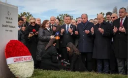Deniz Baykal’ın ölüm yıl dönümünde anma töreni düzenlendi