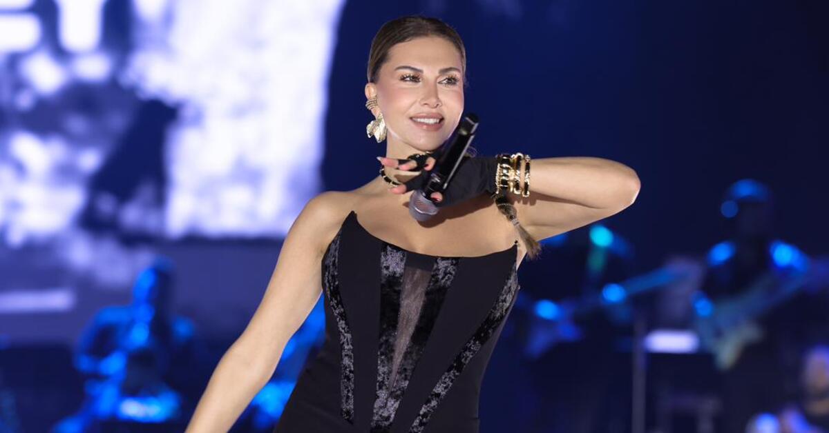 Ebru Yaşar, yüz binlerce kişiye seslendi