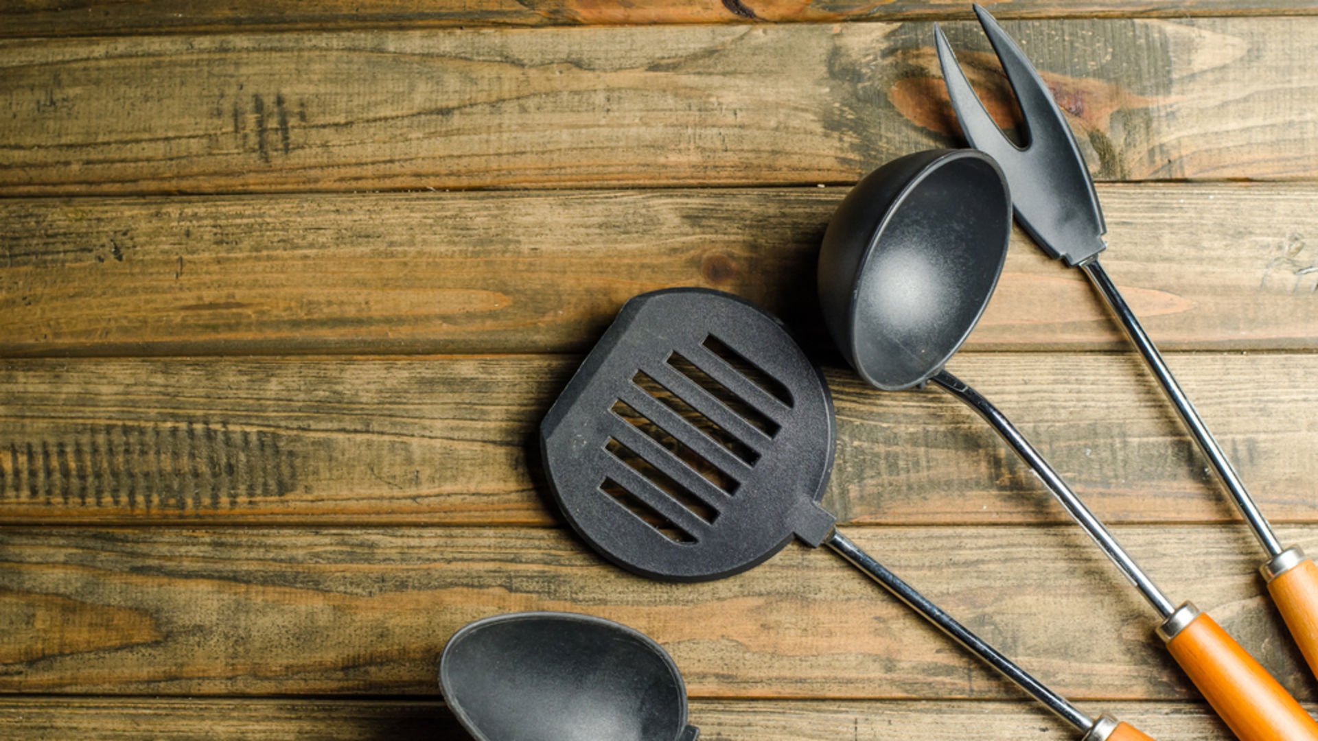 Siyah plastikler zararlı mı?