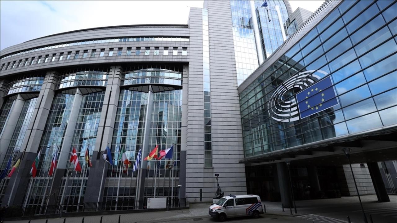 AB, Almanya’nın çip üretim tesisine 920 milyon euroluk desteğini onayladı
