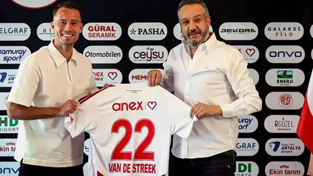 Antalyaspor, Van de Streek ile sözleşme uzattı