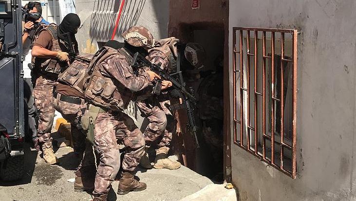 İzmir’de DHKP-C operasyonu! Çok sayıda gözaltı var