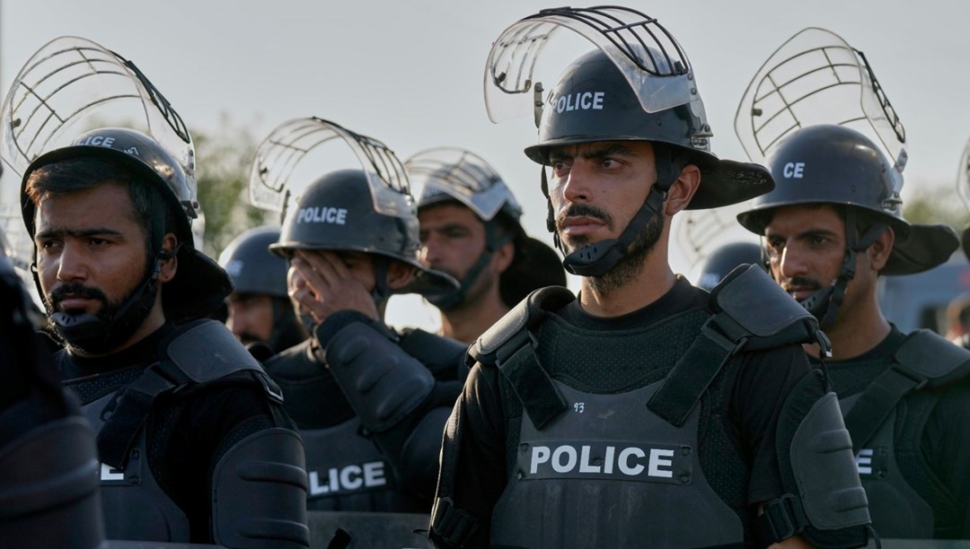 Pakistan’da cezaevi aracına saldırı: 5 polis memuru kaçırıldı